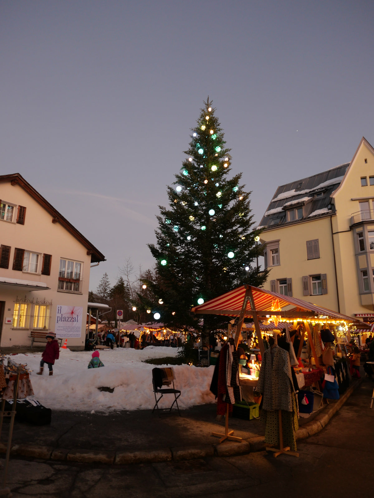 Adventsmarkt-Flims